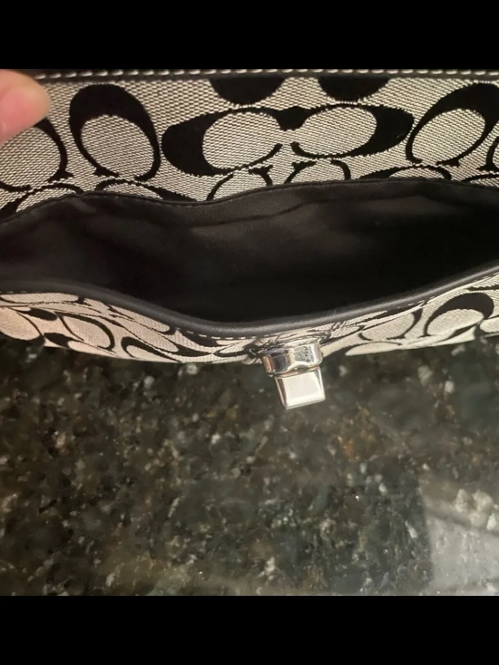 Coach EUC! Y2K Coach Hampton/ Soho Signature Style F13972 - Free Project Wallet